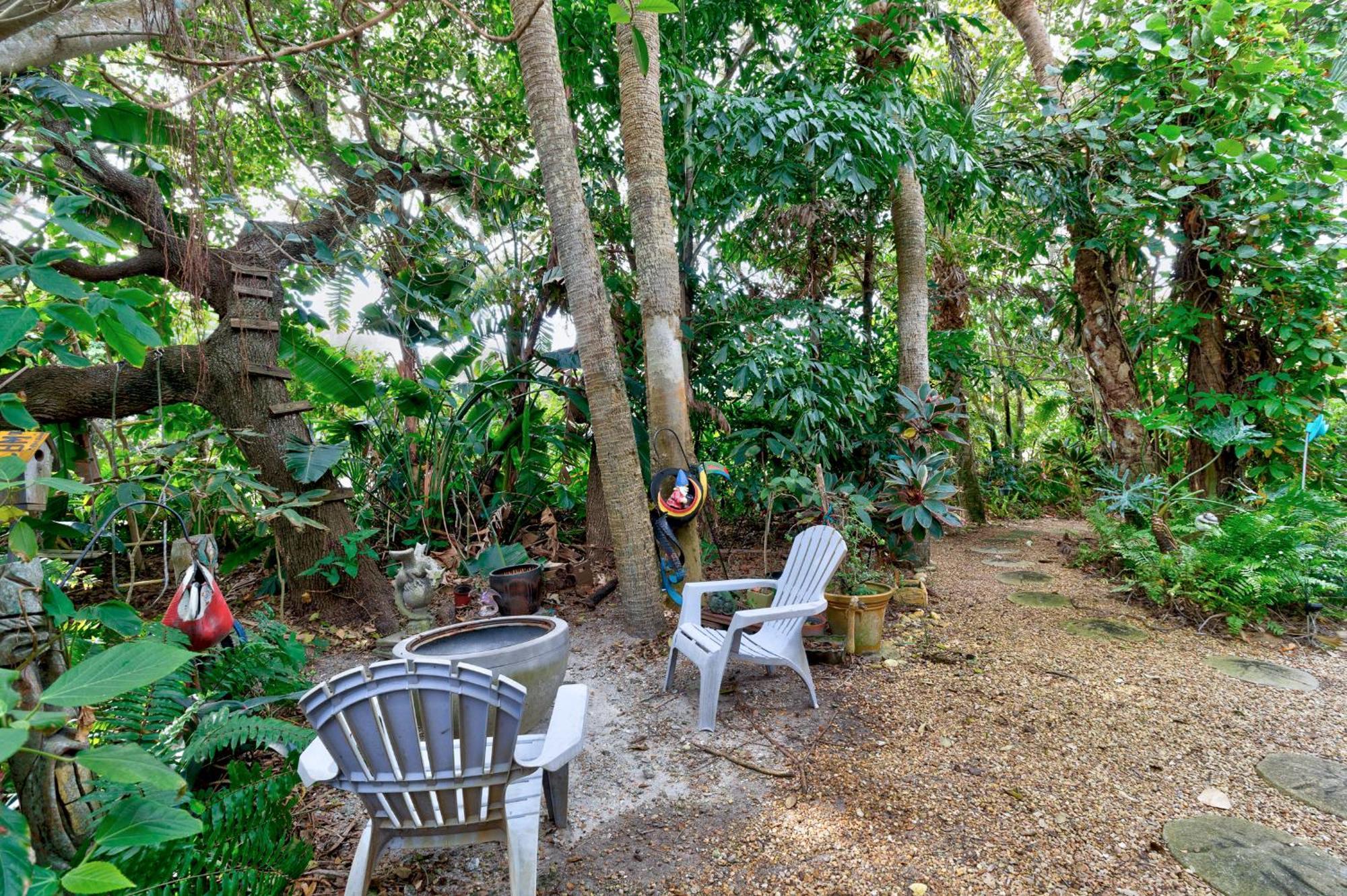 Beach Paradise Getaway - 200Ft From Beach! Sebastian Buitenkant foto